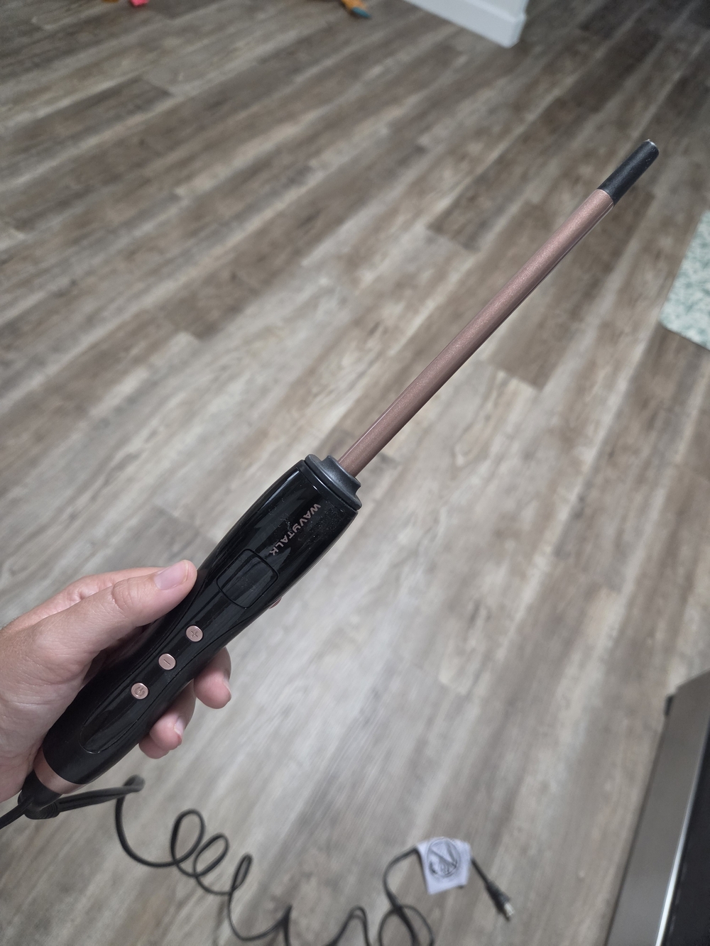 Rose Gold Thin Curling Wand